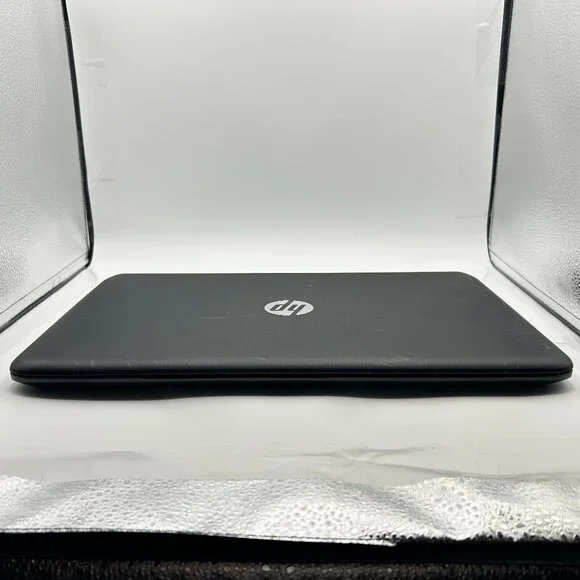 HP 15 Touchscreen Notebook | Celeron N2940 | 4GB RAM | 500GB HDD | Windows 11 - Picture 5 of 8